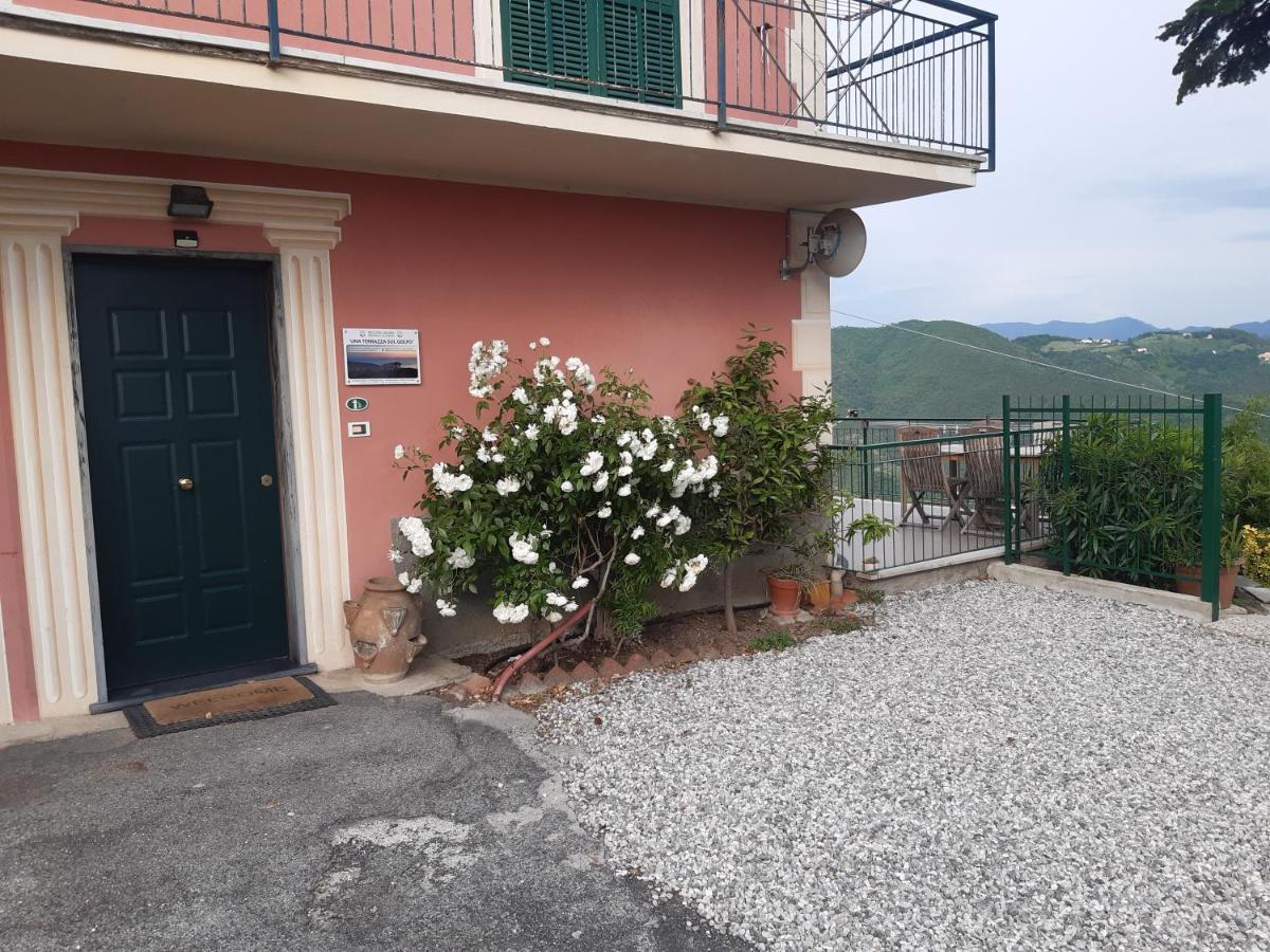 Una Terrazza Sul Golfo Сестри Леванте Екстериор снимка